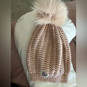 moncler hat